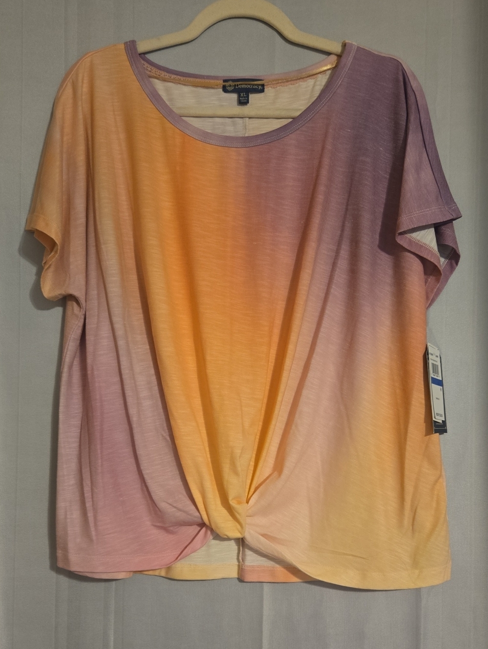 Democracy Womens Knot Front Tee Ombre Size XL NWT